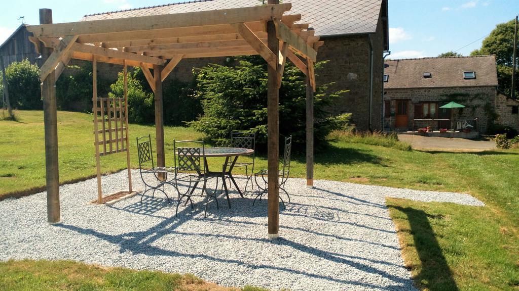 Bed and Breakfast La Cloue Sainte-Marie-du-Bois  Exterior foto